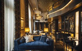 Hotel Bagues, A Small Luxury Hotel Of The World